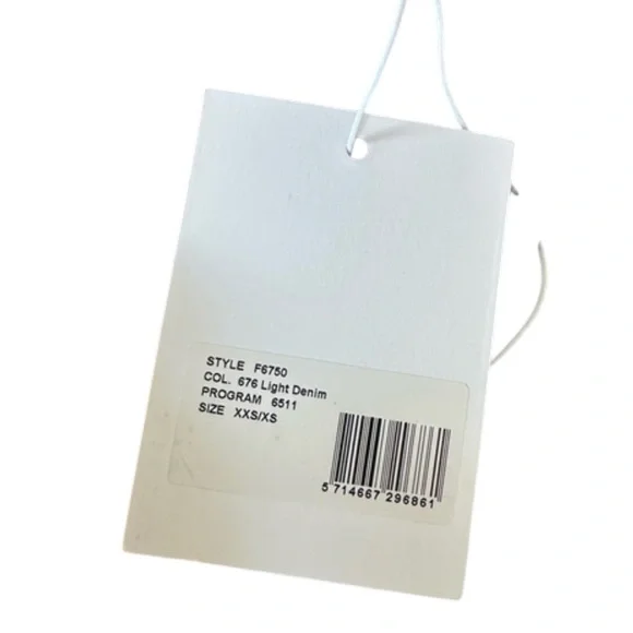 Ahluwalia x
Ganni NWT Printed
Denim Funnel Neck
Puffer Jacket in Sz XS - Picture 9 of 12